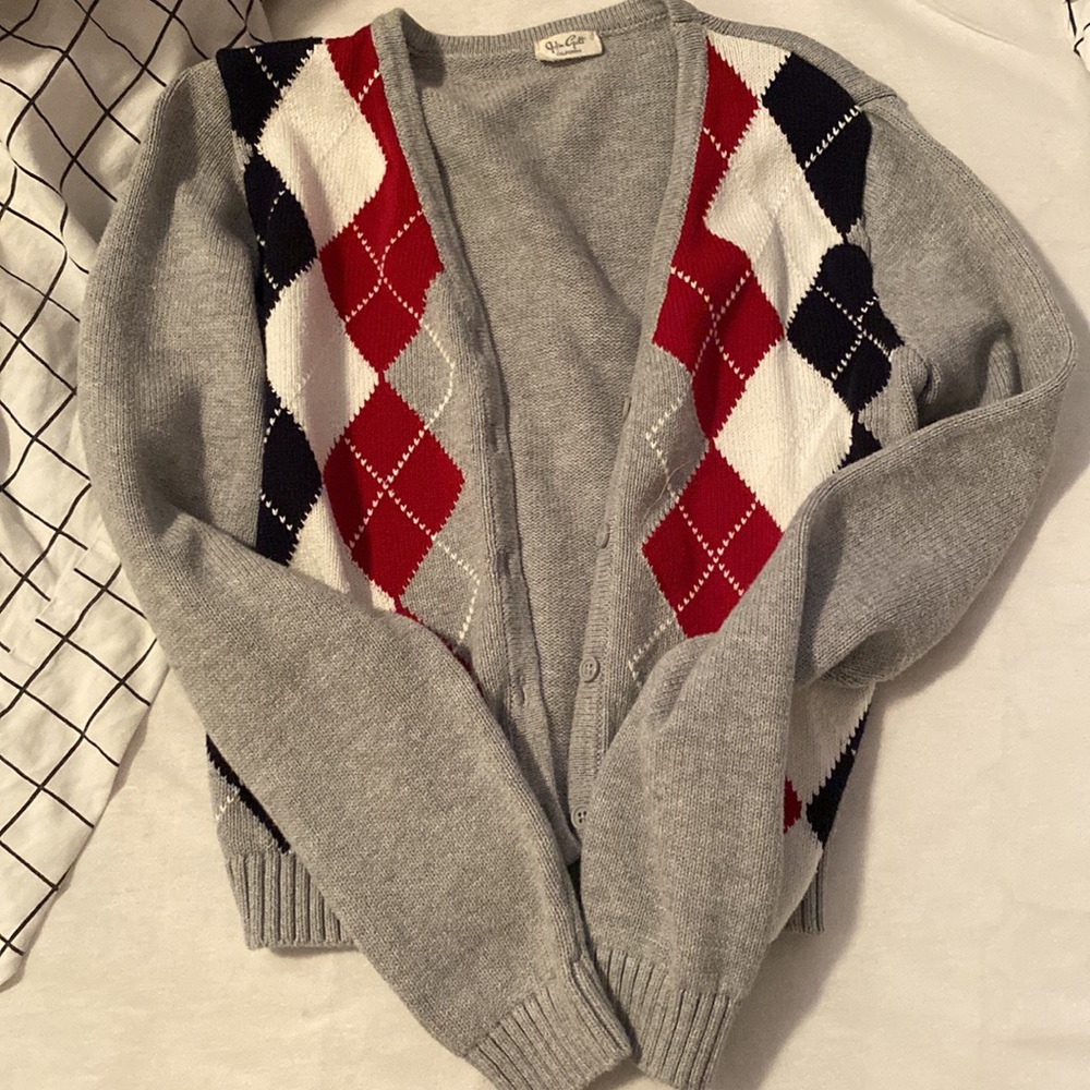 brandy melville agryle sweater